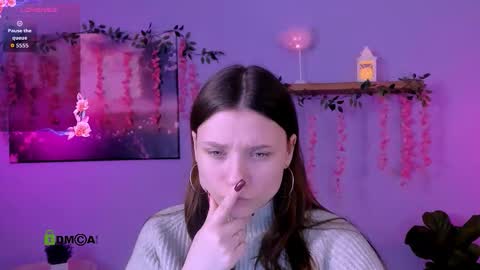 Snapshot of leila_viper_ chatting on February 1, 7:56 pm leila_viper_ online show from February 1, 7:56 pm