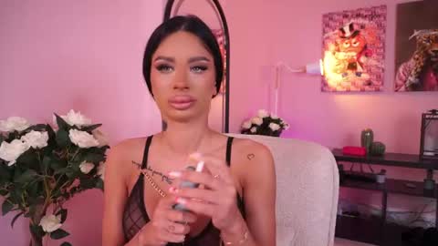 Leila online show from June 30, 9:21 am