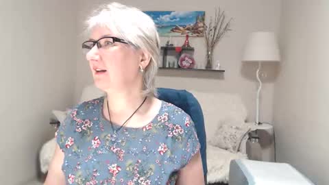 Leila Kinky online show from March 14, 4:18 am