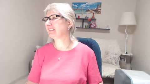 Leila Kinky online show from March 30, 3:40 am