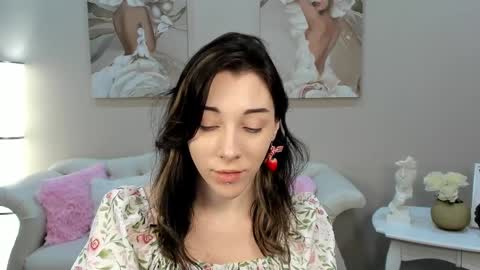 LeilaTaylors online show from March 27, 8:26 am