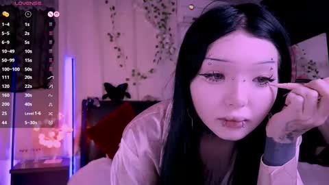 Snapshot of lein_bone chatting on November 13, 12:09 am Lein online show from November 13, 12:09 am