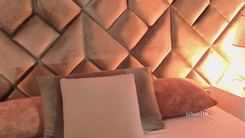 Leizathompson online show from February 11, 7:52 pm