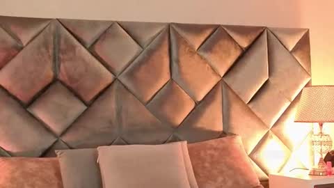 Leizathompson online show from February 14, 7:54 pm