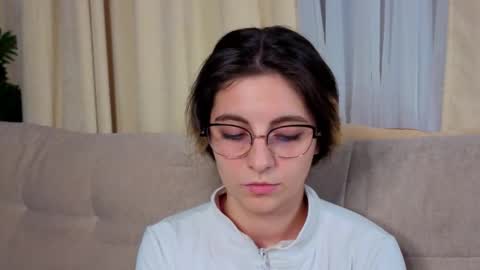 Alexandria online show from November 6, 6:42 pm