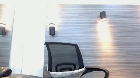 lelehott01 online show from June 20, 2:25 am