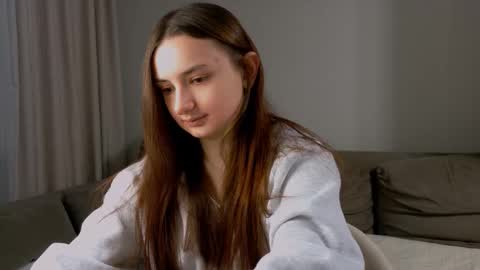 Lelia online show from February 12, 8:59 pm