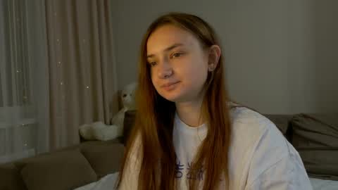 Snapshot of lelia_vibe chatting on May 2, 5:40 pm Lelia online show from May 2, 5:40 pm