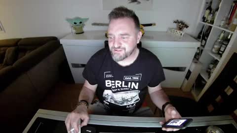 Ange online show from January 31, 2:15 am