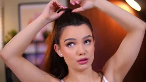 Lena Laurent online show from March 27, 10:26 am