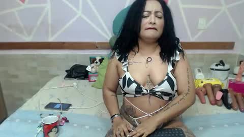 lena_lawson online show from March 15, 11:00 pm