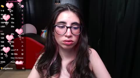 Snapshot of lena_roses chatting on December 14, 7:25 pm Lena online show from December 14, 7:25 pm