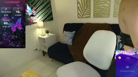 Snapshot of lena_w2 chatting on May 25, 12:33 pm Lena LOOK MY AMAZON LIST ON MY BIO online show from May 25, 12:33 pm