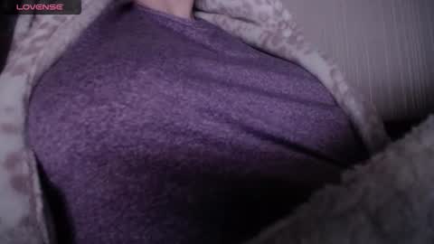 lenagolden online show from April 11, 3:44 am