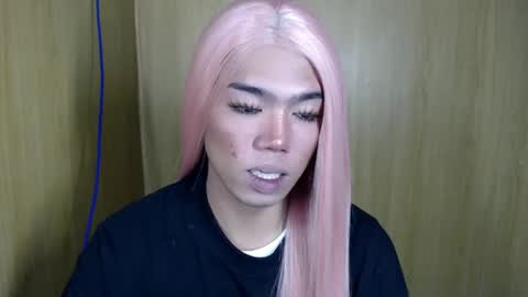 Snapshot of lenawet_0520 chatting on December 1, 8:31 pm lena online show from December 1, 8:31 pm