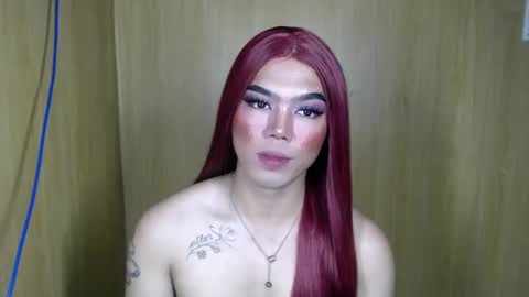 Snapshot of lenawet_0520 chatting on December 6, 8:40 pm lena online show from December 6, 8:40 pm