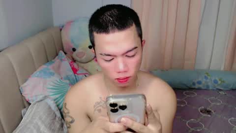 Snapshot of lenawet_0520 chatting on February 15, 12:54 pm lena online show from February 15, 12:54 pm