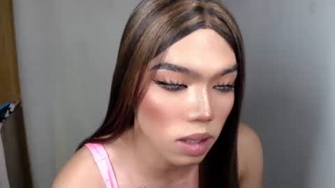 Snapshot of lenawet_0520 chatting on September 19, 1:51 am lena online show from September 19, 1:51 am