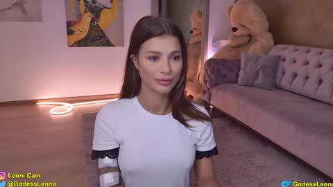 Lenna Goddess online show from November 22, 5:39 am