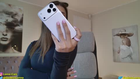 Lenna Goddess online show from February 13, 6:20 am