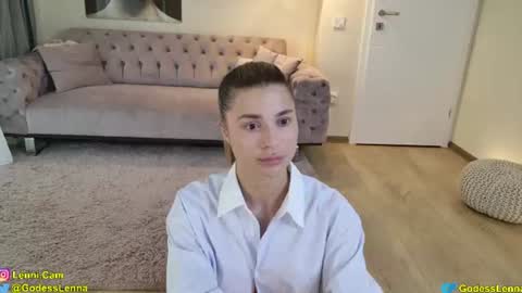 Snapshot of lenna_godess chatting on July 7, 3:20 am Lenna Goddess online show from July 7, 3:20 am