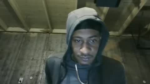 Snapshot of leo199984 chatting on February 15, 6:37 pm leo199984 online show from February 15, 6:37 pm