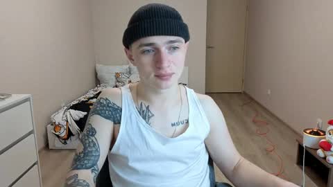 Snapshot of leo__miller chatting on May 28, 4:59 pm LEO online show from May 28, 4:59 pm