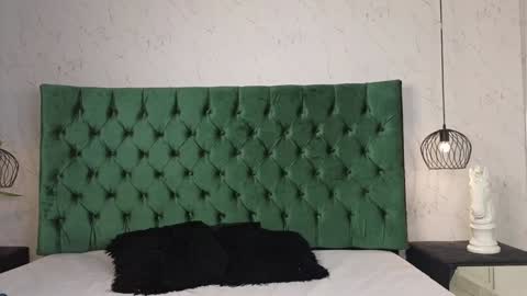 Snapshot of leo_delvey chatting on December 17, 3:06 am leo online show from December 17, 3:06 am