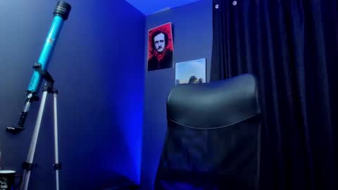 Leo  Diaz online show from February 5, 8:32 am