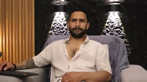 Leo  Diaz online show from January 12, 12:38 am