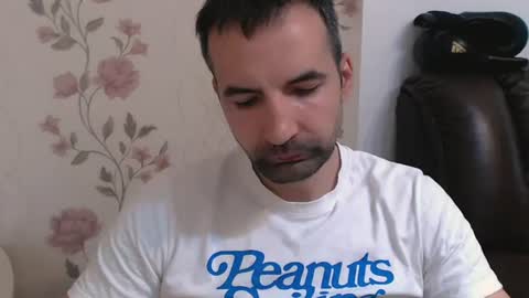 Snapshot of leo_gianni chatting on June 20, 10:18 am Leo Gianni online show from June 20, 10:18 am