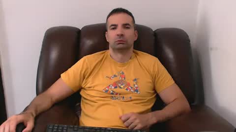 Snapshot of leo_gianni chatting on July 29, 12:47 pm Leo Gianni online show from July 29, 12:47 pm