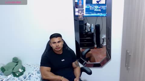 Leo online show from October 14, 12:33 am