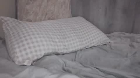 Snapshot of leo_so_horny chatting on November 1, 12:07 pm Leo online show from November 1, 12:07 pm