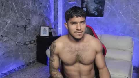 Leo independent model online show from November 1, 12:01 am