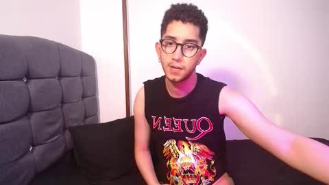 Leoh online show from November 18, 2:06 am