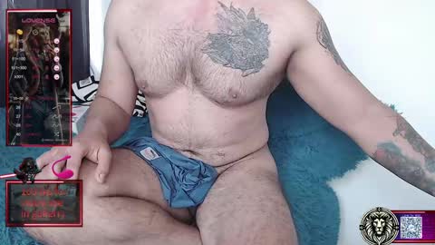 Snapshot of leon_1717 chatting on February 11, 6:11 pm Leon online show from February 11, 6:11 pm