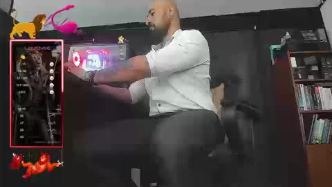 Snapshot of leon_1717 chatting on September 9, 2:49 pm Leon online show from September 9, 2:49 pm