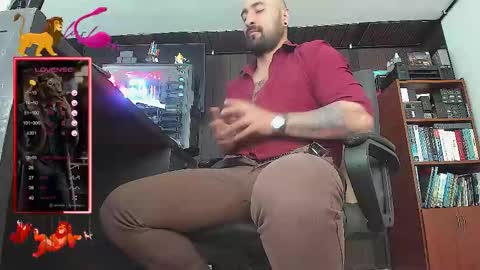 Snapshot of leon_1717 chatting on September 10, 3:23 pm Leon online show from September 10, 3:23 pm