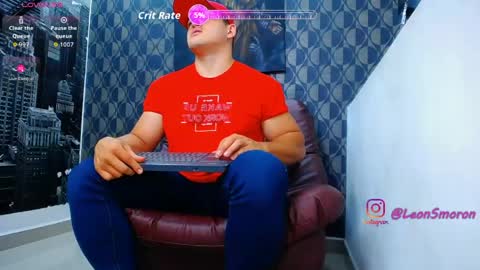 Leon Smoron online show from May 31, 2:09 am