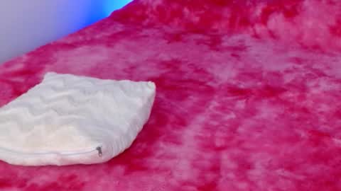 Snapshot of leonacutecam chatting on November 14, 11:02 pm LUCY online show from November 14, 11:02 pm