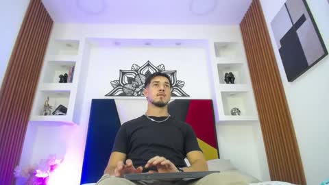 leonardo online show from April 16, 12:39 pm