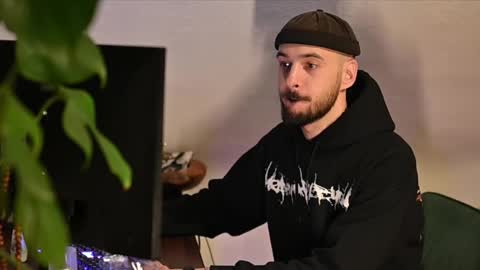 Leonardo online show from January 13, 5:51 pm