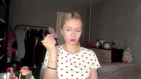 Eva online show from April 15, 6:31 am