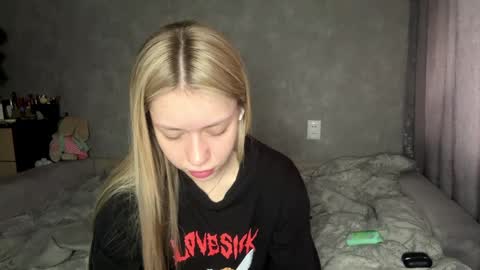 Eva online show from April 22, 6:05 am