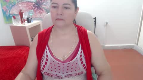 Snapshot of leonela_69 chatting on September 12, 2:44 am leonela online show from September 12, 2:44 am