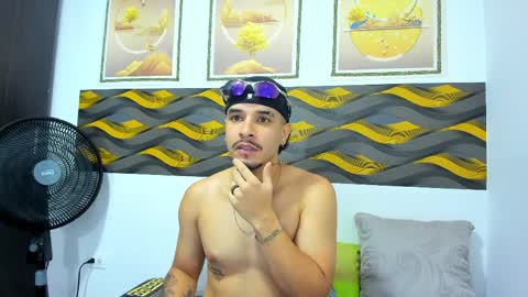 Leon online show from March 30, 7:15 pm