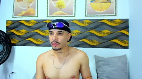 Leon online show from April 9, 7:19 pm