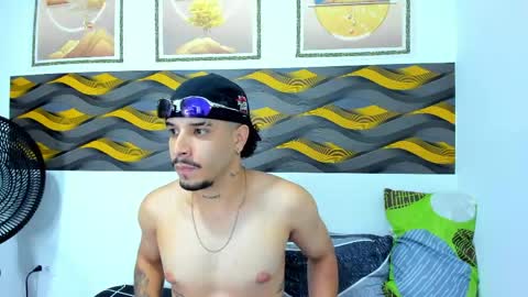 Leon online show from April 15, 2:40 am