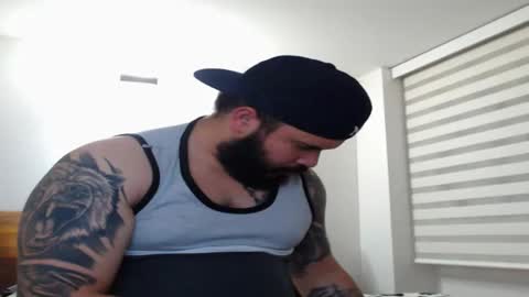 Snapshot of leonidas_murfi71 chatting on March 12, 12:10 am leonidas_murfi71 online show from March 12, 12:10 am